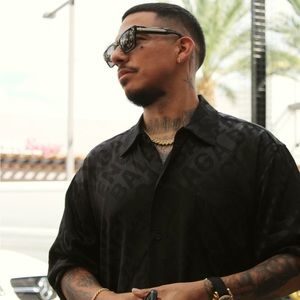 Meet your Posher, Nestor